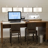 Práce z pláže, hotelu nebo letiště? 
